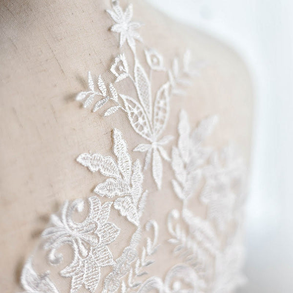 White Lace Applique: Bridal Bodice Embellishment (9x12.25 in)