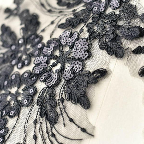 Floral Lace Applique Pair: Elegant Wedding Gown Trim