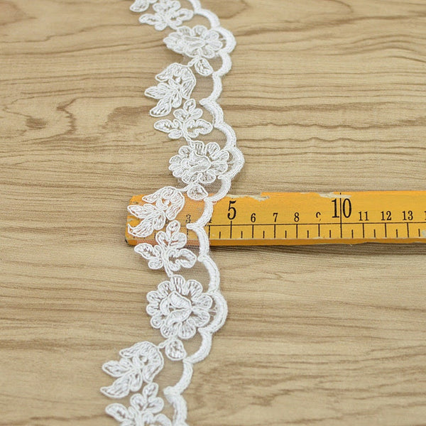 Floral Bridal Lace Trim: Off-White Wedding Veil DIY