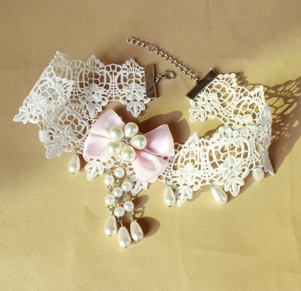 Lace Necklace White Gothic Choker with Pearls for Romantic Costume Party & Halloween Accessory
