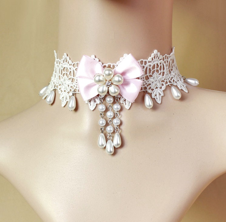 Lace Necklace White Gothic Choker with Pearls for Romantic Costume Party & Halloween Accessory