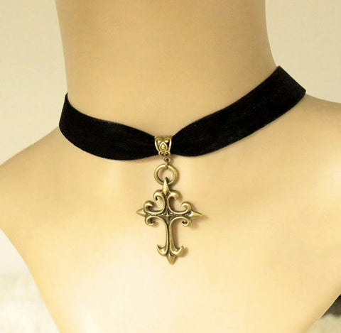 Black Velvet Gothic Choker: Metal Lace Victorian Necklace