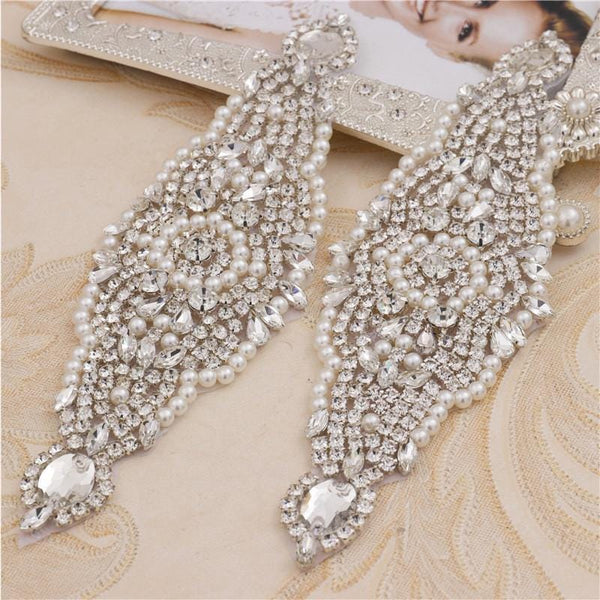 Rhinestone Bridal Belt Applique: Elegant Iron-On Embellishment
