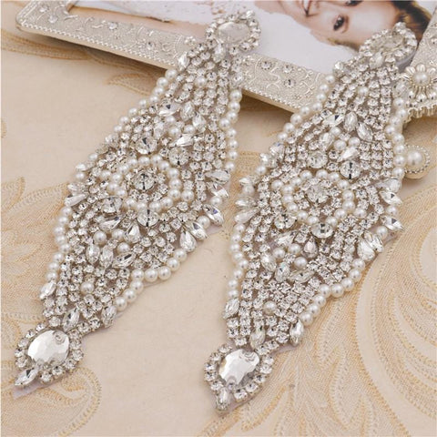 Rhinestone Bridal Belt Applique: Elegant Iron-On Embellishment