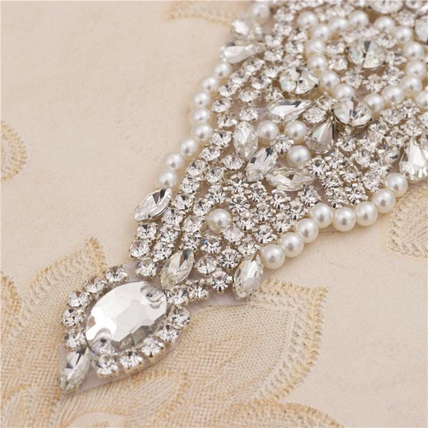 Rhinestone Bridal Belt Applique: Elegant Iron-On Embellishment