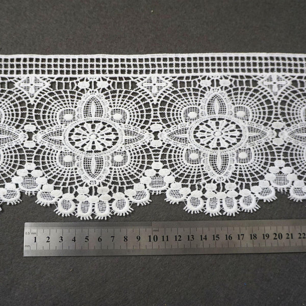 Off White Venice Lace Trim: Victorian Style, Bridal & Home Decor