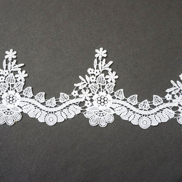Floral Venice Lace Trim: Off-White Scalloped Guipure Lace - By The Yard