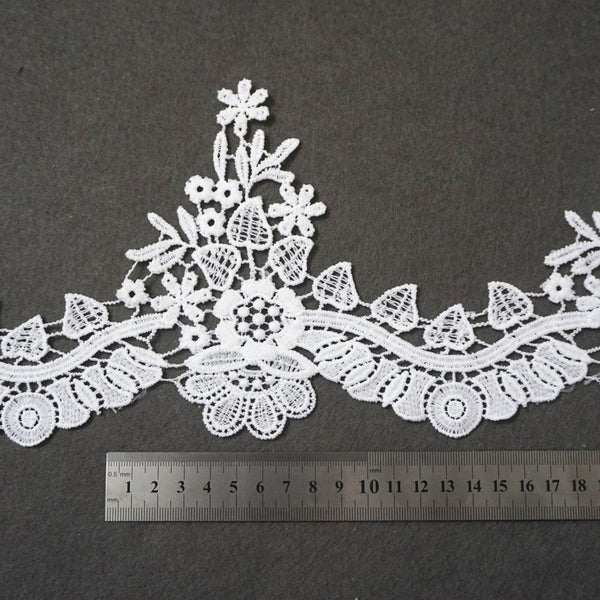 Floral Venice Lace Trim: Off-White Scalloped Guipure Lace - By The Yard