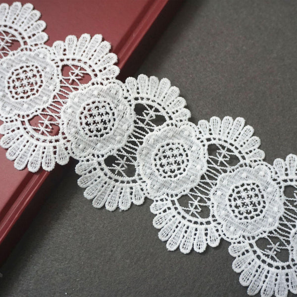 Off White Venice Lace Trim: 4-Inch Scalloped Guipure Lace - Sold by the Yard