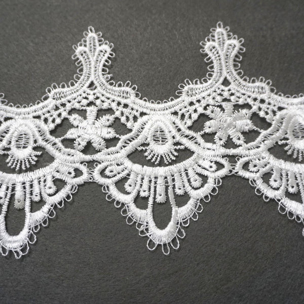 Off White Venice Lace Trim: Floral Scalloped Guipure Lace - By The Yard