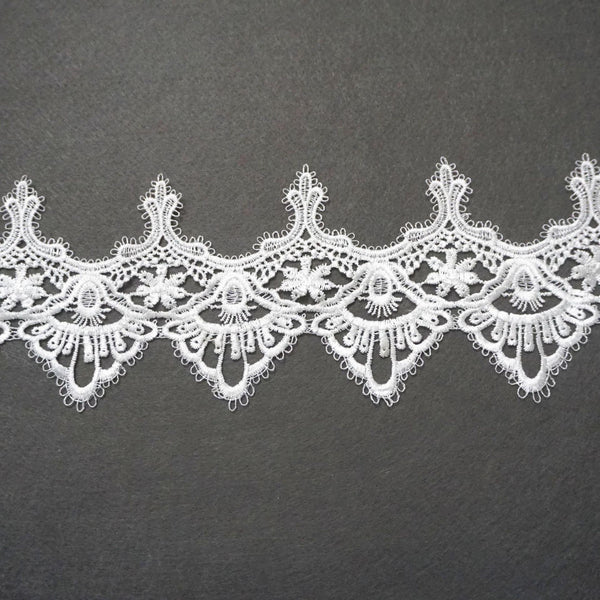 Off White Venice Lace Trim: Floral Scalloped Guipure Lace - By The Yard