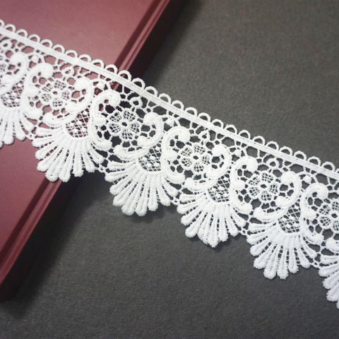 Off White Venice Lace Trim: Scalloped Bridal Guipure Lace