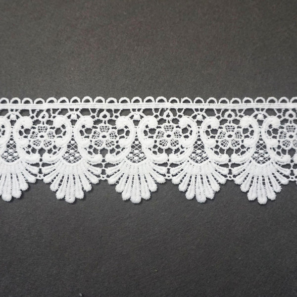 Off White Venice Lace Trim: Scalloped Bridal Guipure Lace