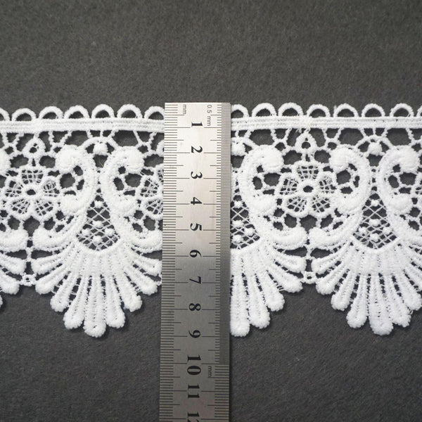 Off White Venice Lace Trim: Scalloped Bridal Guipure Lace