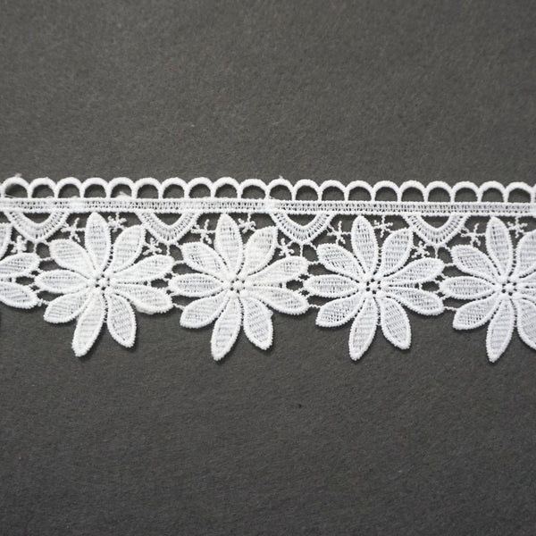Off White Floral Venice Lace Trim: 3-Inch Scalloped Guipure Lace