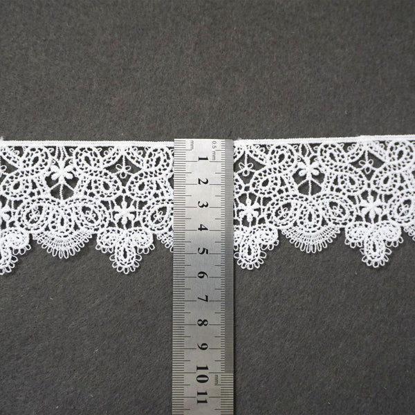 Off White Floral Venice Lace Trim: 2 1/8" Scalloped Guipure Lace - By The Yard
