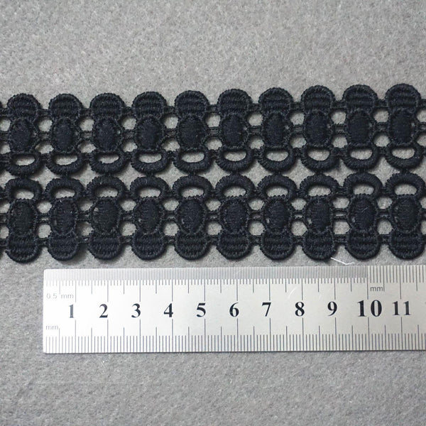 Black Venice Lace Trim: Scalloped Oval Guipure Lace - By The Yard