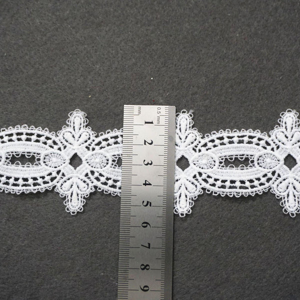 Off White Venice Lace Trim: Scalloped Oval Guipure Bridal Lace - 2 1/8"