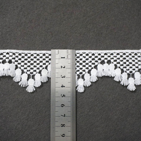 Off White Venice Lace Trim: Scalloped Oval Guipure Bridal Lace