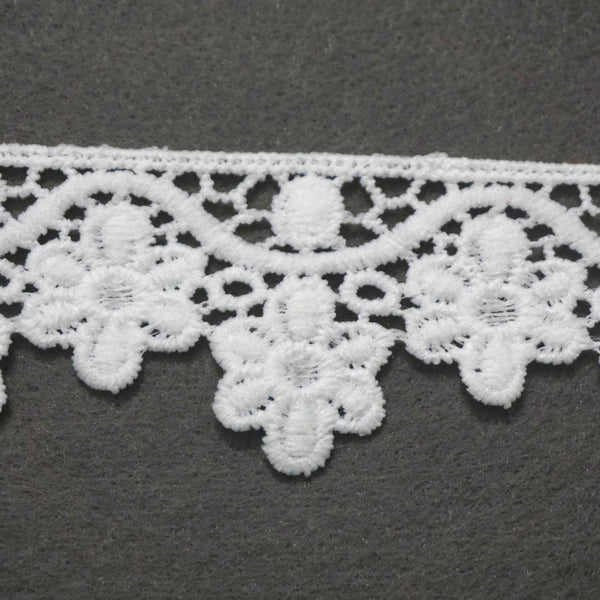 Off White Venice Lace Trim: Scalloped Bridal Guipure Lace