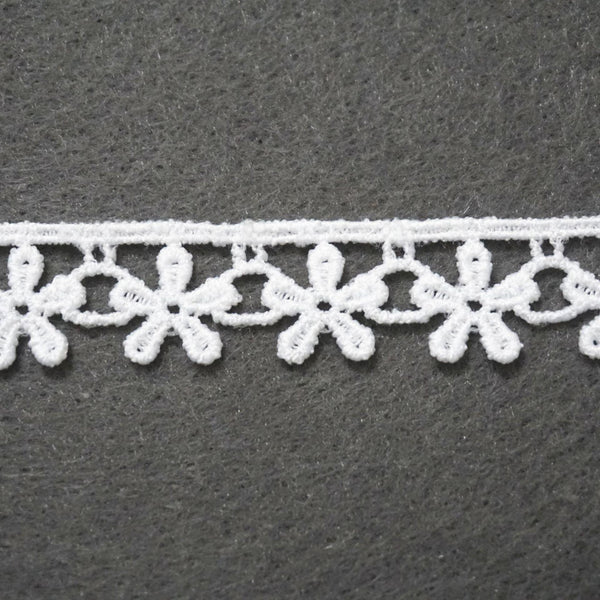 Off White Venice Lace Trim: Small Flower Sewing & Craft Embellishment