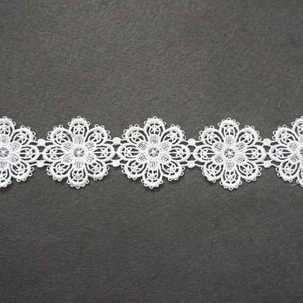 Floral Venice Lace Trim: Off-White Scalloped Guipure Lace - 2 Inch