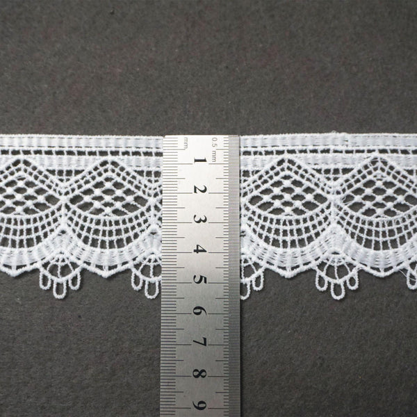 Floral Venice Lace Trim: Off-White Scalloped Guipure Bridal Lace - By The Yard