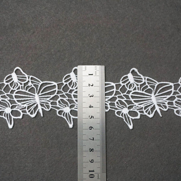 Off White Floral Venice Lace Trim: Scalloped Guipure Bridal Lace