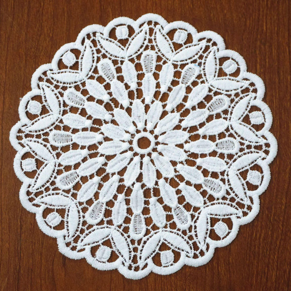 Off White Floral Venice Lace Applique - 7 5/8"