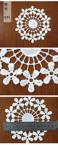 Floral Venice Lace Applique: Off-White Guipure Lace