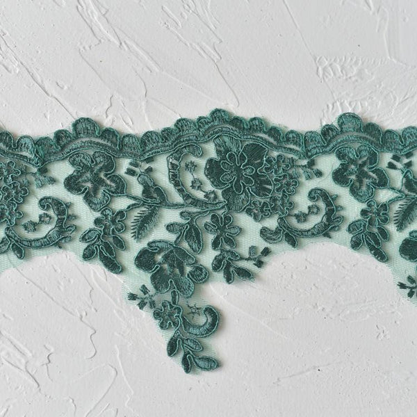 White Alencon Lace Trim: Elegant Bridal Wedding Dress Fabric