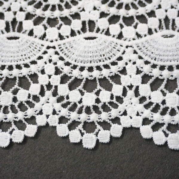 Off White Venice Lace Trim: Floral Scalloped Guipure Lace