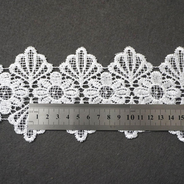 Off White Floral Venice Lace Trim: 4-Inch Scalloped Guipure Lace