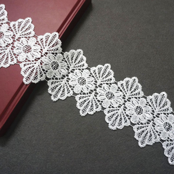 Off White Floral Venice Lace Trim: 4-Inch Scalloped Guipure Lace