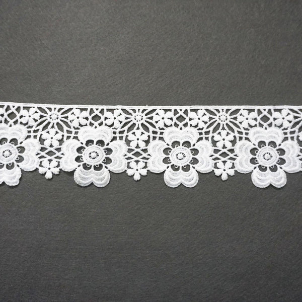 Floral Venice Lace Trim: Off-White Scalloped Guipure Lace, 3-inch