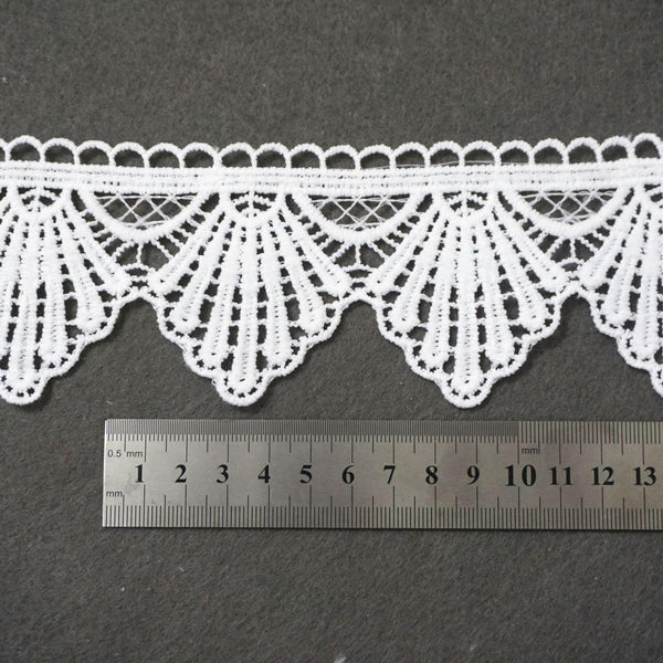 Off White Venice Scalloped Lace Trim - 2.5 Inch Bridal Guipure Lace