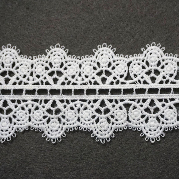 Floral Venice Lace Trim: Off-White Scalloped Guipure Bridal Lace - 2 1/8"