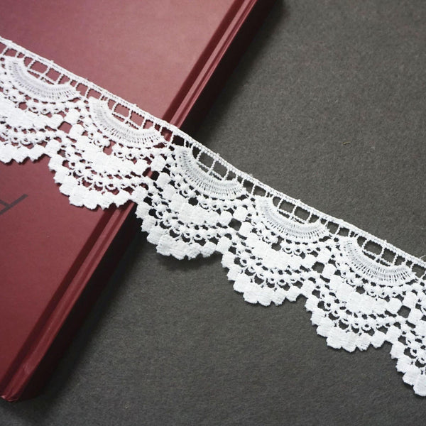 Off White Venice Lace Trim: Scalloped Bridal Guipure Lace - 2.5" Wide