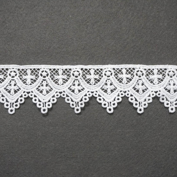 Venice Lace Trim: Scalloped Edge, Vintage Floral Design
