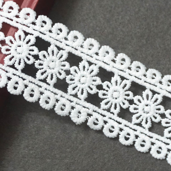 Off White Venice Lace Trim: Scalloped Bridal Guipure Lace - By The Yard