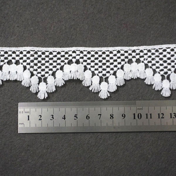 Off White Venice Lace Trim: Scalloped Oval Guipure Bridal Lace