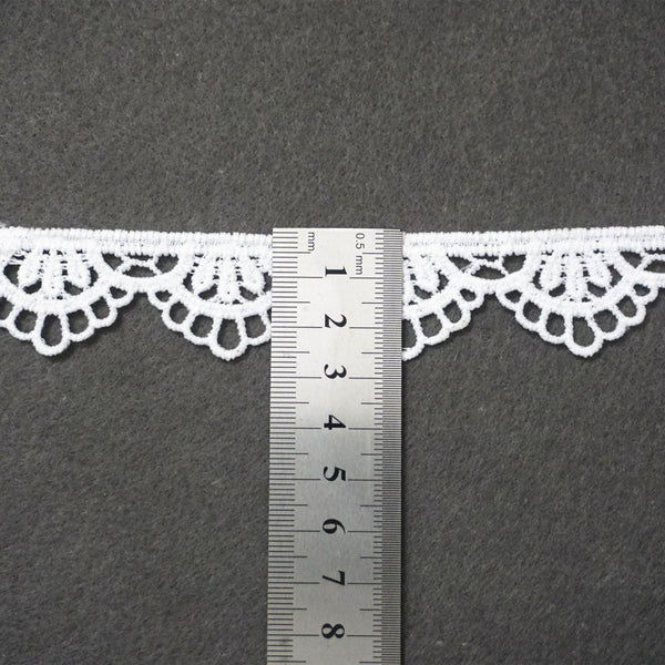 Off White Venice Lace Trim: Scalloped Bridal Guipure Lace - 1 Inch