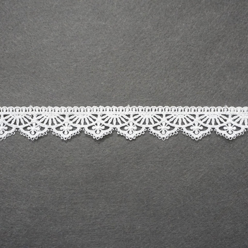 Off-White Venice Lace Trim: Scalloped Bridal Guipure Lace - 1 1/8" Wide