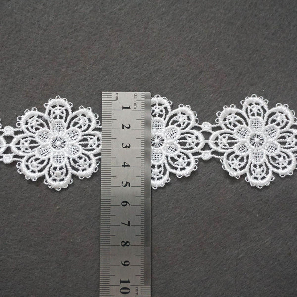 Floral Venice Lace Trim: Off-White Scalloped Guipure Lace - 2 Inch