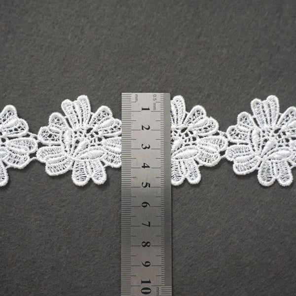 Floral Venice Lace Trim: Off-White Scalloped Guipure Lace - 2 Inch