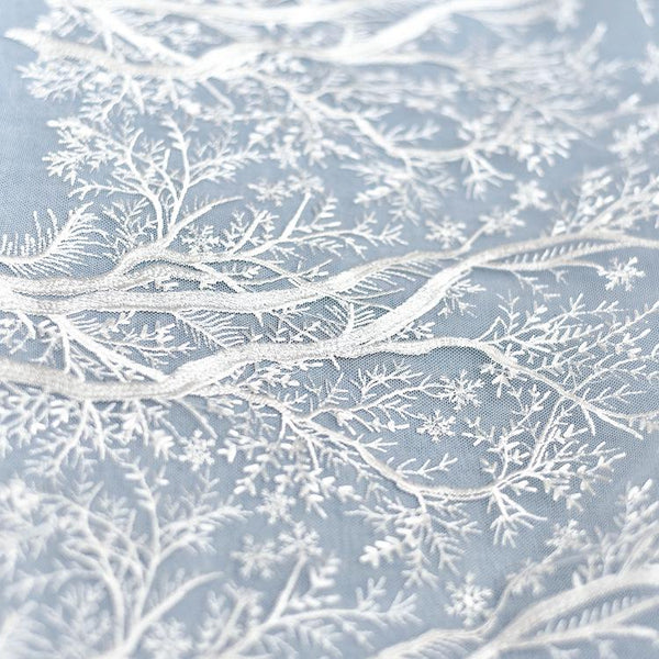 White Embroidered Bridal Lace Fabric: Corded Wedding Gown Lace