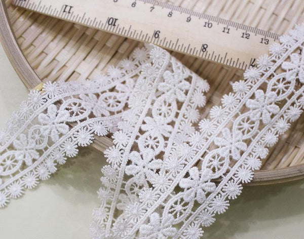 White Cotton Venice Lace Trim: Elegant Floral Sewing & Crafting