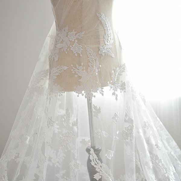 White Embroidered Bridal Lace Fabric: Corded Wedding Gown Lace