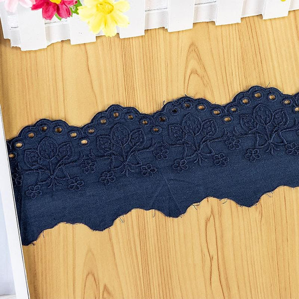 Scalloped Edge Cotton Lace Trim: Elegant Sewing & Craft Décor