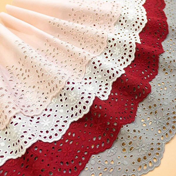 Scalloped Edge Cotton Lace Trim: Elegant Sewing & Craft Décor